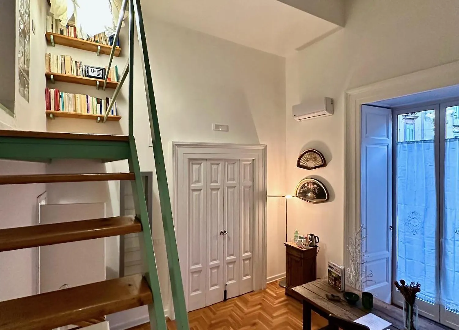 Passepartout Naples Guest house